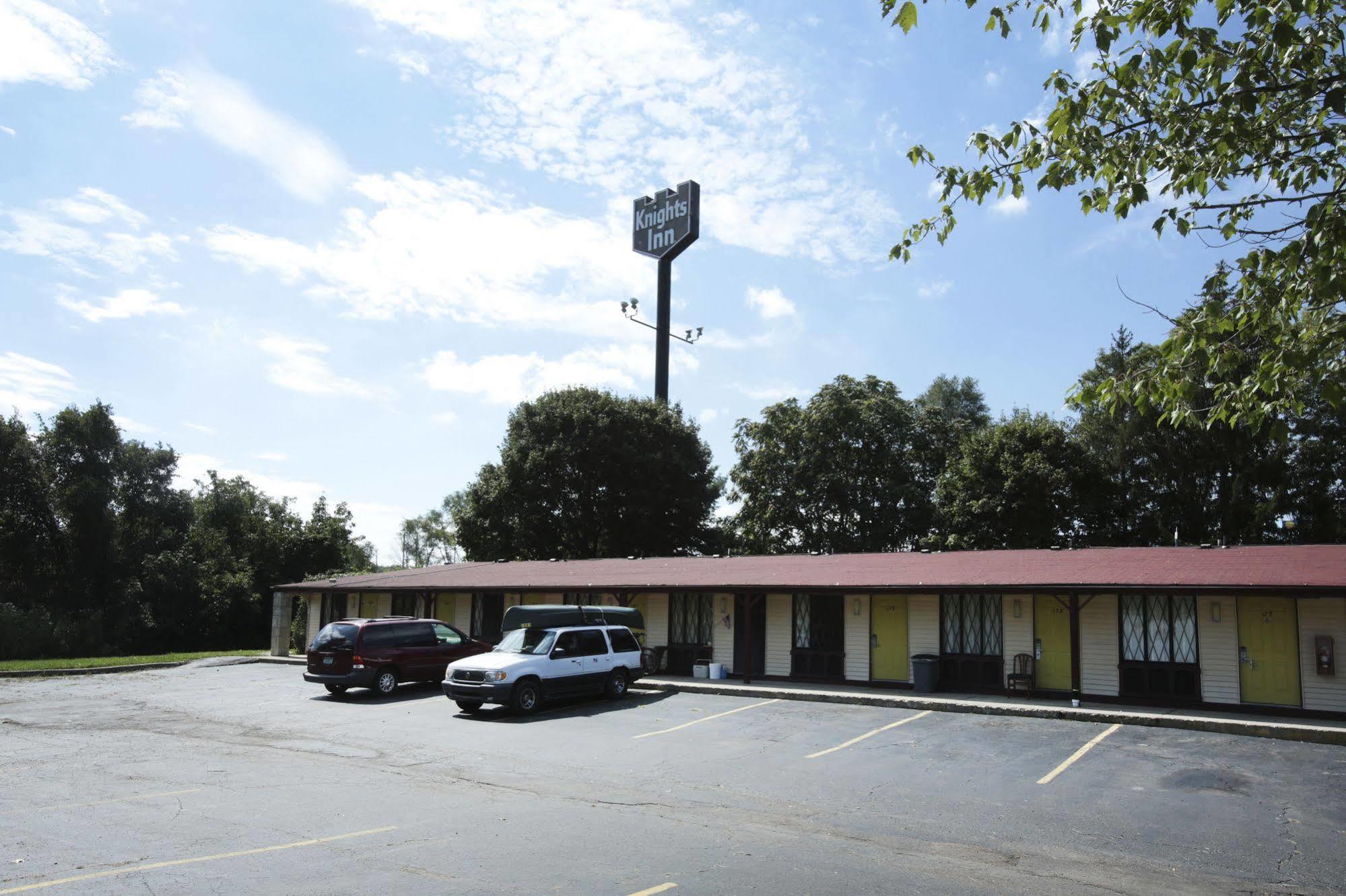 Knights Inn - Battle Creek Exteriör bild